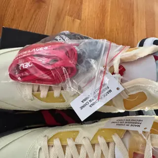 size 11.5-12 all DS. Size 12 Jordan 5 Off-white: $525, size 12 Nike SB Dunk Tightbooth: $260, size 11.5 AF1 Kobe Bryant Lakers Away (numbered): $300