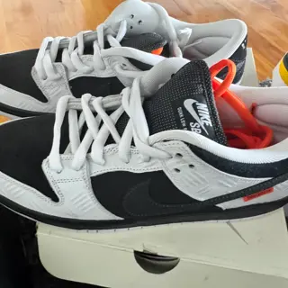 size 11.5-12 all DS. Size 12 Jordan 5 Off-white: $525, size 12 Nike SB Dunk Tightbooth: $260, size 11.5 AF1 Kobe Bryant Lakers Away (numbered): $300