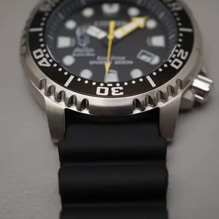 New Citizen Eco-Drive E168-S120314 Snoopy Limited Solar Quartz Divers 200M Watch - $395