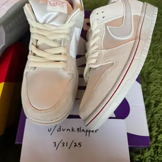 Nike SB Dunk Lows - Size 10