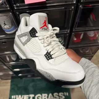 2016 WHITE CEMENT 4s // SIZE 10.5 // WORN 1x // OG ALL // $210 SHIPPED ADD 4% FOR INVOICE