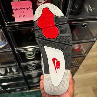 2016 WHITE CEMENT 4s // SIZE 10.5 // WORN 1x // OG ALL // $210 SHIPPED ADD 4% FOR INVOICE