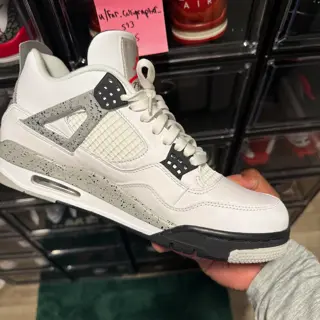 2016 WHITE CEMENT 4s // SIZE 10.5 // WORN 1x // OG ALL // $210 SHIPPED ADD 4% FOR INVOICE