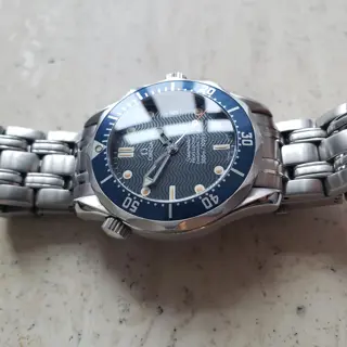 Omega Seamaster Professional (Midsize)
