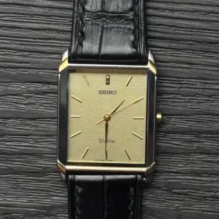 Seiko Dolce 5S21-5A20 Sweeping Second $320