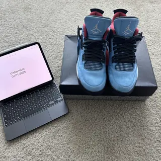 VNDS Trav 4 | Size 11 | OG All | $600