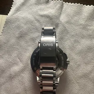 Oris Aquis Date 41.5mm Green Dial 9/10 Full Kit SW200 Movement