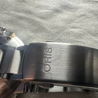 Oris Aquis Date 41.5mm Green Dial 9/10 Full Kit SW200 Movement