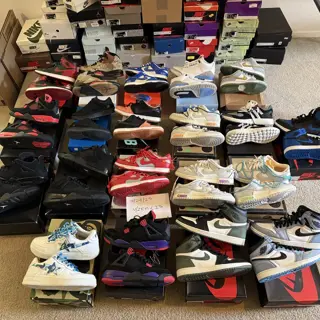 Jordans/ Dunks/Airmax/Adidas/Bapesta sizes 6.5-12 (All Worn) (lowered my prices)