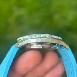 Christopher Ward C60 Trident Pro 300 Pool blue