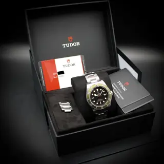 Tudor Black Bay Harrods Edition - Box and Papers