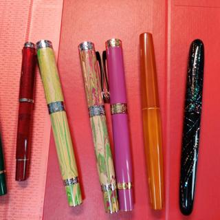 Ebonite Raiden, and Urushi fountian pens, Pelikan Star Ruby M205