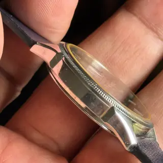 The Affordable Pie Pan. Omega Seamaster Quartz. 499 $ Fedex 🚢