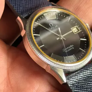 The Affordable Pie Pan. Omega Seamaster Quartz. 499 $ Fedex 🚢