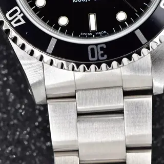 2000 Rolex Submariner No Date 40mm Stainless Steel Black Dial 14060 Watch