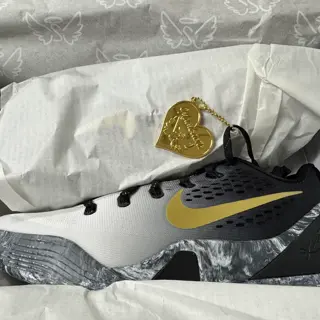 Nike Kobe 9 EM Low Proto-Mambacita 9.5