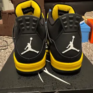 Spring Cleaning: Jordan 1s, 4s, and Sacai Blazers - Size 10 - DS, VNDS, and Used.