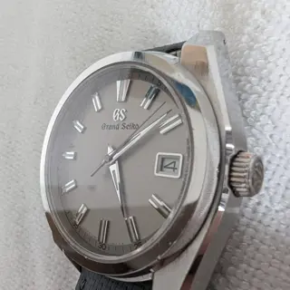 Grand Seiko SBGV245 ‘The Grey Beast’ w/Delugs sailcloth