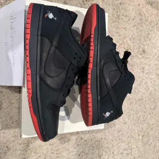 Nike SB Dunk Black Pigeon size 10.5m. Rep box $375 shipped and invoiced