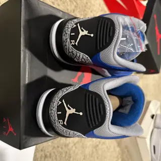DS size 11 Jordan 3 Varsity Royal -$190 invoiced and shipped