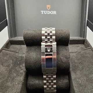 🔥2024 TUDOR BLACK BAY MONOCHROME COMPLETE $4199🔥