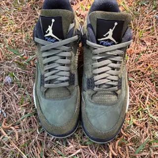 Jordan 4 craft olive size 9.5 $115 shipped