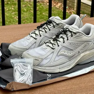 COSTS x Saucony Kinvara 4 RE Interstellar Grey SZ10.5 & Meteorite Sand SZ10.5 - $165 & 140 Shipped OBO