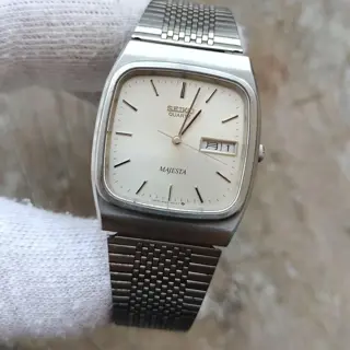 Seiko Majesta Analog Quartz Watch. $250 Shipped.