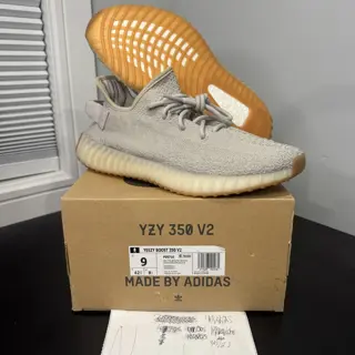 yeezy 350 sesame Sz 9 DS og all $200