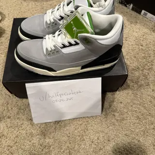 size 10.5 Jordan 3 Chlorophyll-$180 shipped