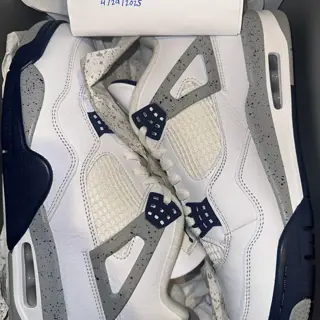 AJ4s