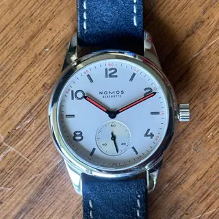 Nomos Club 703.1