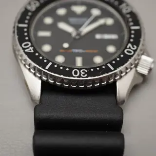 Vintage 1982 Seiko 6458-6000 SPYQ018 150M Water Resist 37mm Quartz Watch - $195