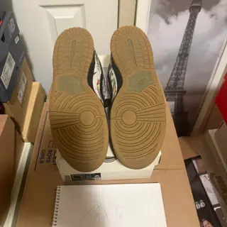 Supreme sb, size 9, worn 1x, $220