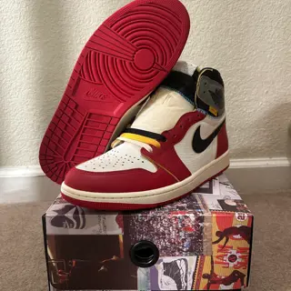 AJ4 SB Navy [SZ 10.5], Union AJ1 [SZ 10.5], Tom Sachs GPS [SZ 10], AJ5 Reimagined [SZ 11], Free Pair Nike Waffle One [SZ 10.5]