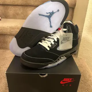 AJ4 SB Navy [SZ 10.5], Union AJ1 [SZ 10.5], Tom Sachs GPS [SZ 10], AJ5 Reimagined [SZ 11], Free Pair Nike Waffle One [SZ 10.5]