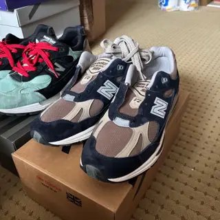 Size 10, 10.5 New Balance and Nike! $70-230