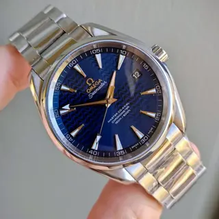 Omega Seamaster Aqua Terra 41 - Blue Wave Dial & Gold Hands-Indices