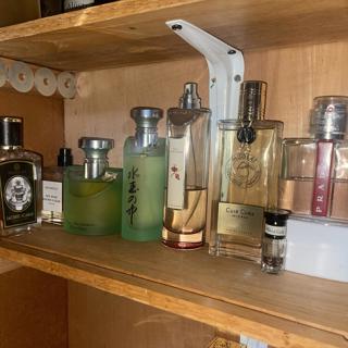 collection declutter (bottle)
