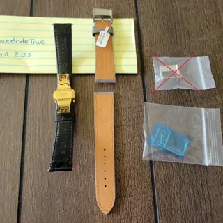 2 watch straps (1 20mm and new, 1 18mm and used)