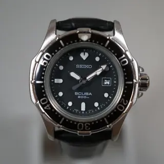 Vintage 1991 Seiko 7N85-001A Black Dial Scuba 200M Diver Ladies Quartz Watch - $135
