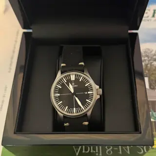 Damasko DS30 - 39mm / Black Dial / Vintage Black Leather Strap / Comes with Original Boxes & Papers. $899 Shipped Cont. U.S.