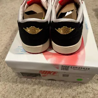 Jordan 1 low Trophy Room Rookie Card Away size 10.5: $340 shipped and invoiced