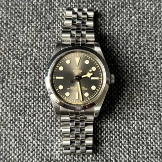 Black Bay 36 Anthracite