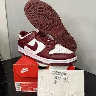 Nike dunk low team red Sz 9 used og all $40