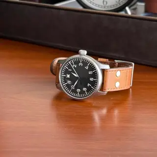 Stowa Flieger Classic 40 Handwound, No Logo - Box/Papers - 2022 - Excellent Condition