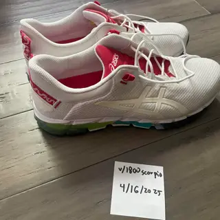 1/1000 NWT ASICS x Metro x Lebedev GEL-Quantum 360 5