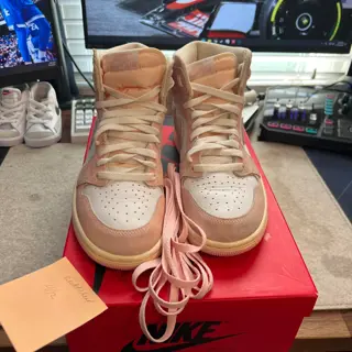 Jordan 1 High "Washed Pink" Wmn's Sz. 9 {$120 shipped/invoiced}