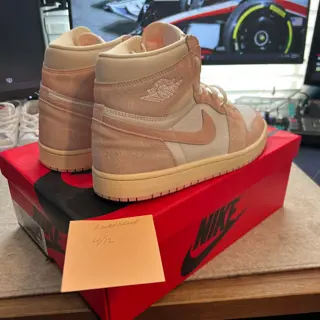 Jordan 1 High "Washed Pink" Wmn's Sz. 9 {$120 shipped/invoiced}
