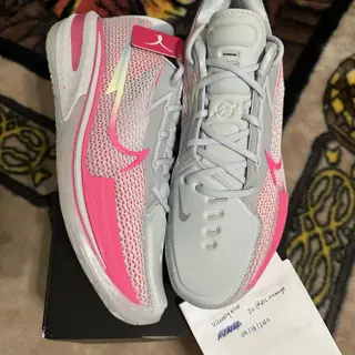 DS Nike GT Cut Think Pink Size 12 - $290 shipped